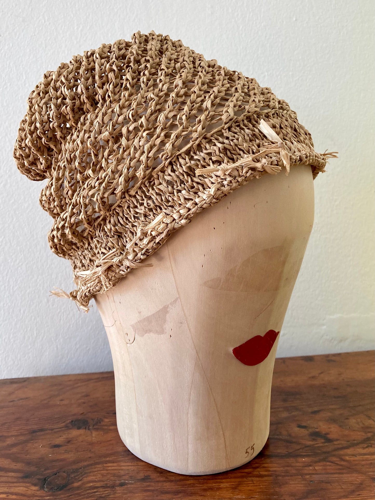 Mesh Beanie with knots