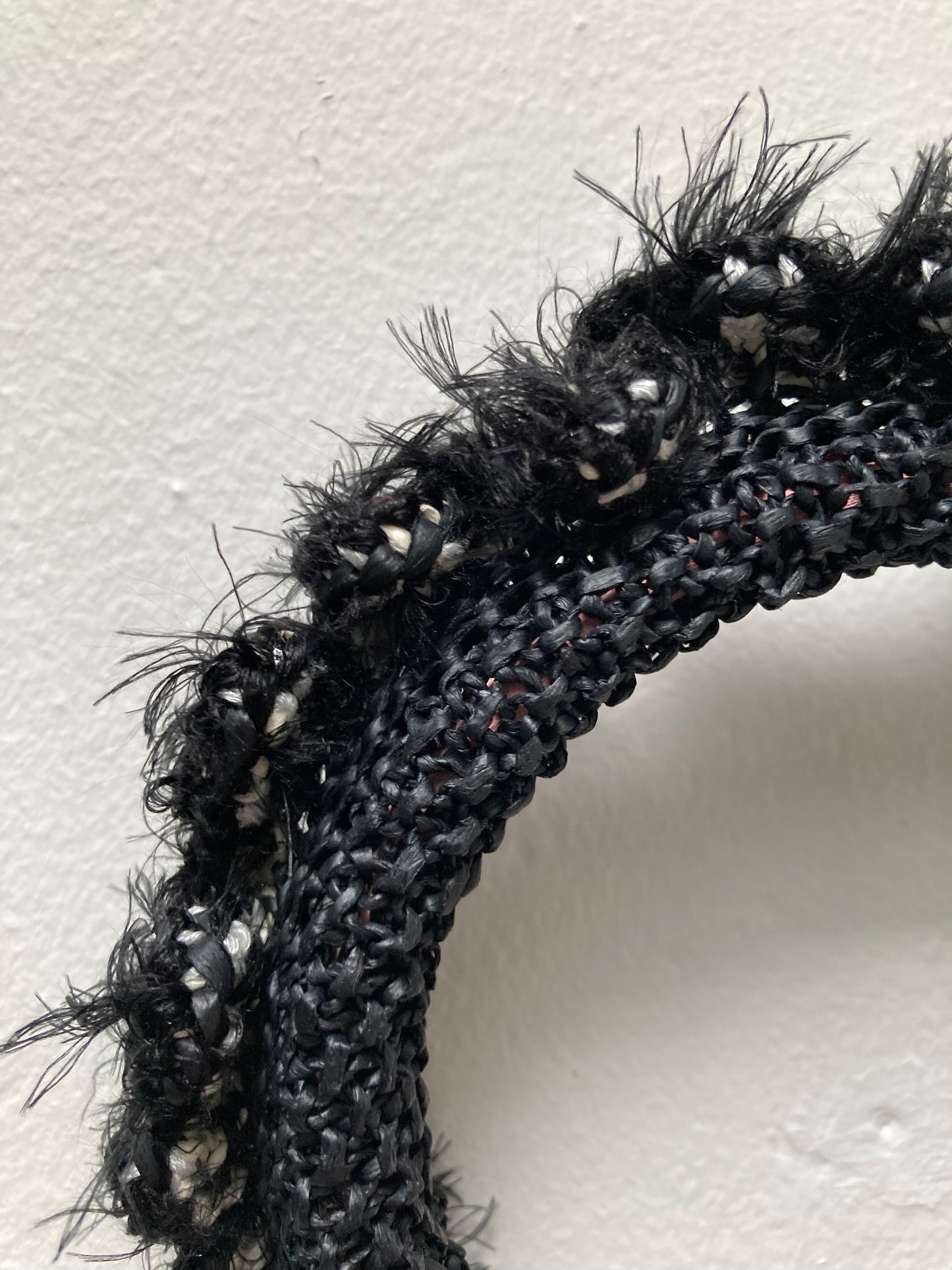 Hairy Headband in Silk and Raffia